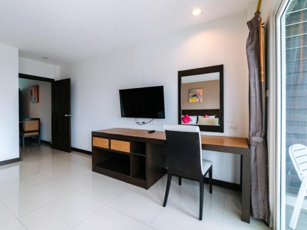 Ratana Hotel Sakdidet : photo 7 de la chambre suite junior