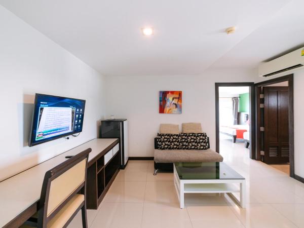 Ratana Hotel Sakdidet : photo 10 de la chambre suite exécutive