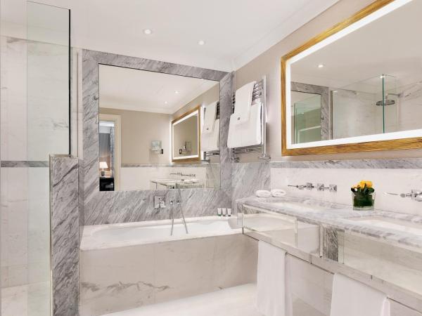 The Westin Palace, Milan : photo 5 de la chambre grande chambre double deluxe contemporaine