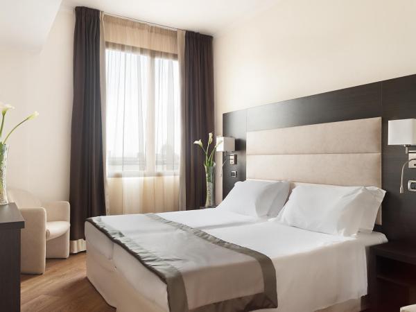 FH55 Grand Hotel Mediterraneo : photo 2 de la chambre chambre double ou lits jumeaux classique