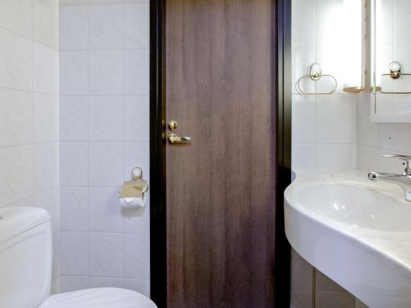 Holiday Club Turun Caribia : photo 5 de la chambre queen superior family with superpark view