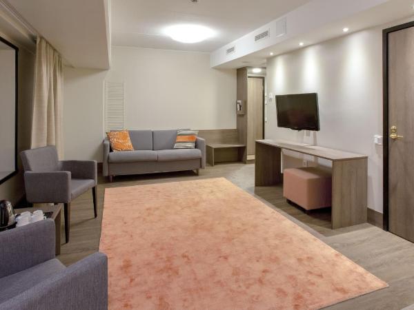 Holiday Club Turun Caribia : photo 4 de la chambre queen superior family with superpark view