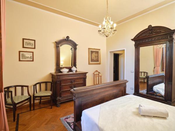 Villa Socini : photo 2 de la chambre chambre double avec salle de bains commune