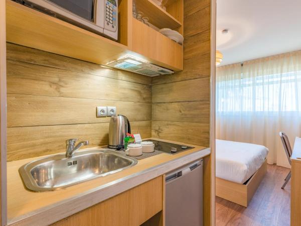 Appart'City Confort Montpellier Ovalie I : photo 3 de la chambre studio (2 adultes)