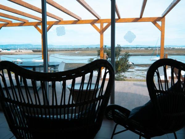 Wax Hostel : photo 1 de la chambre chambre double avec salle de bains commune