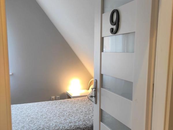 Rynek 11 : photo 2 de la chambre chambre double avec salle de bains commune