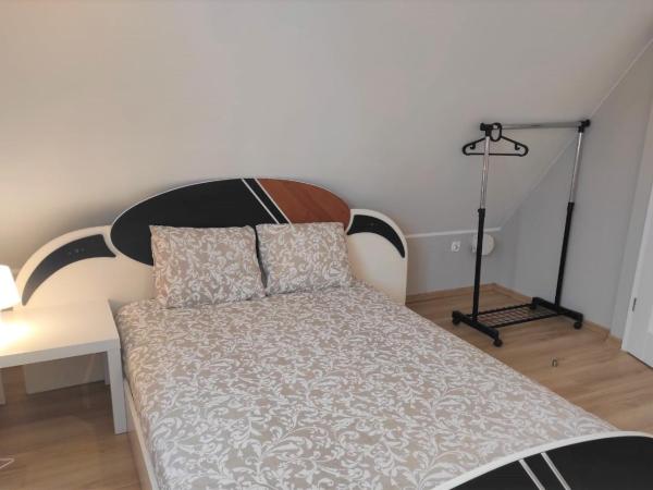 Rynek 11 : photo 6 de la chambre chambre double avec salle de bains commune