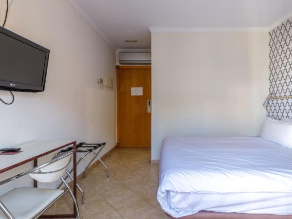 H-A Hotel Trebol : photo 9 de la chambre petite chambre double