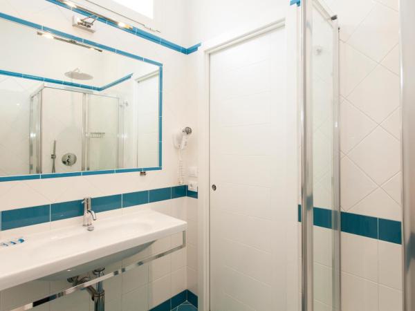 Hotel Greif : photo 7 de la chambre chambre triple confort