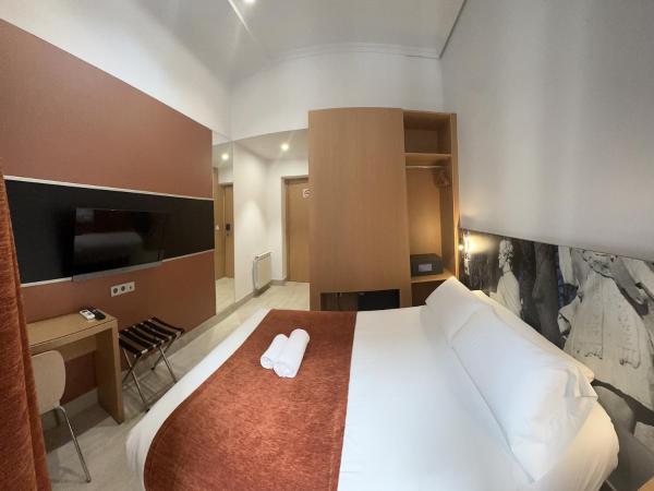 Hostal Cervelo : photo 2 de la chambre chambre double