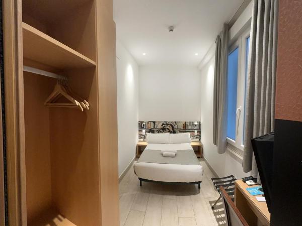 Hostal Cervelo : photo 2 de la chambre chambre simple