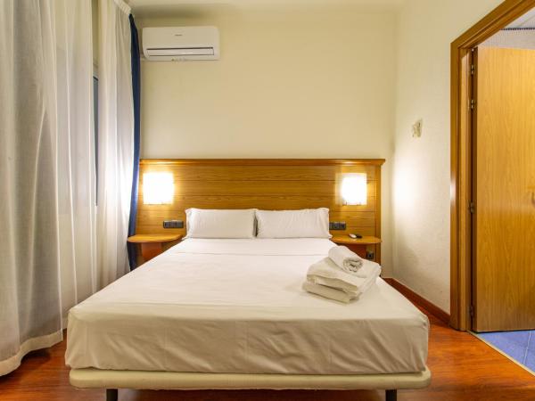 Negresco Gran Via : photo 4 de la chambre chambre double ou lits jumeaux Économique 