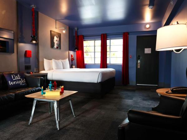 Hotel Gaythering - Gay Hotel - All Adults Welcome : photo 4 de la chambre studio lit king-size