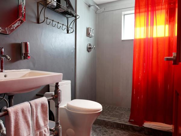 Hotel Gaythering - Gay Hotel - All Adults Welcome : photo 6 de la chambre grande chambre lit king-size