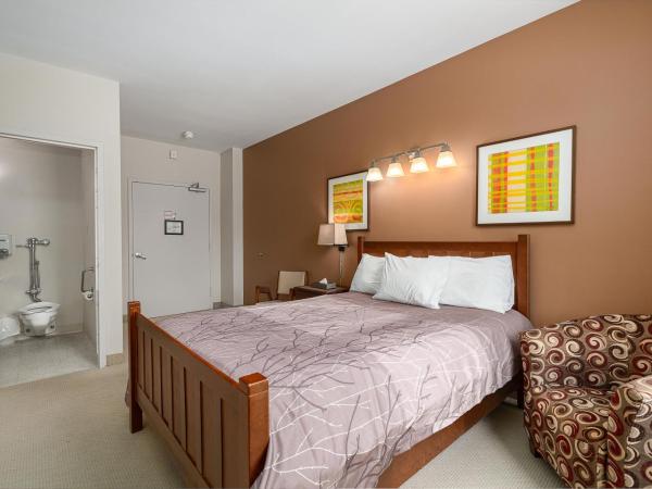 Guest House on the Mount : photo 1 de la chambre queen bed with half washroom