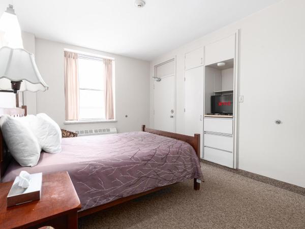 Guest House on the Mount : photo 3 de la chambre queen bed with full bathroom