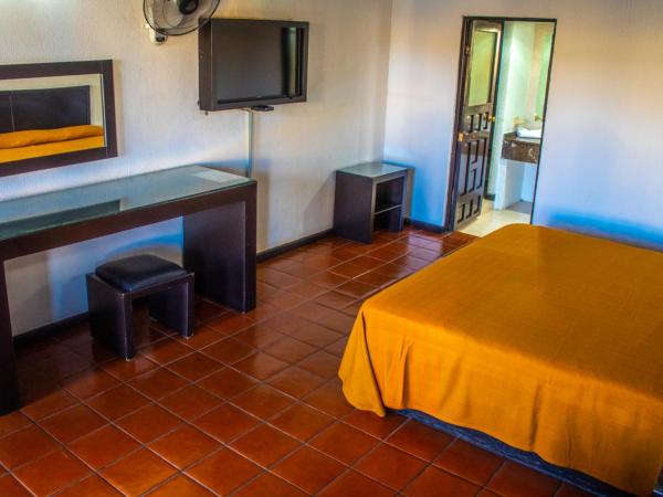 Hotel Villa Capri : photo 2 de la chambre chambre lit king-size