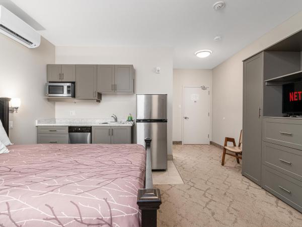 Guest House on the Mount : photo 3 de la chambre queen bed with full bath and kitchenette