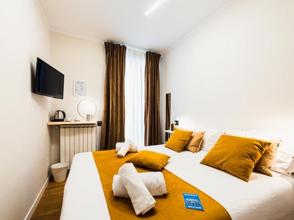 Gegix's Rooms Milano : photo 2 de la chambre chambre double ou lits jumeaux supérieure avec terrasse
