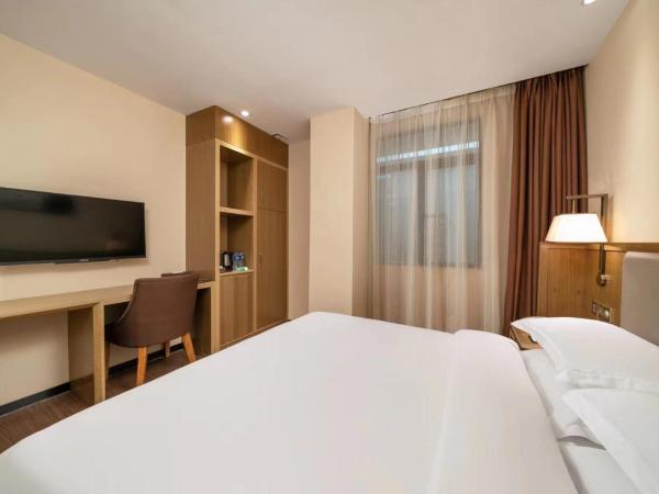 Guangzhou Boyi Hotel : photo 4 de la chambre chambre lit king-size standard