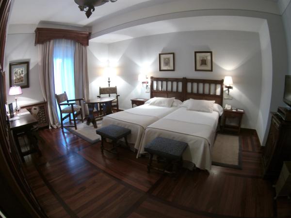 Parador de Santiago - Hostal Reis Catolicos : photo 4 de la chambre chambre double supérieure