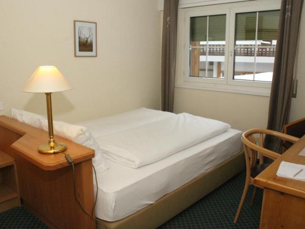 Grichting Hotel & Serviced Apartments : photo 7 de la chambre chambre double