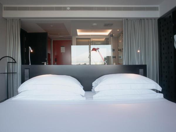 MYRIAD by SANA Hotels : photo 2 de la chambre chambre familiale