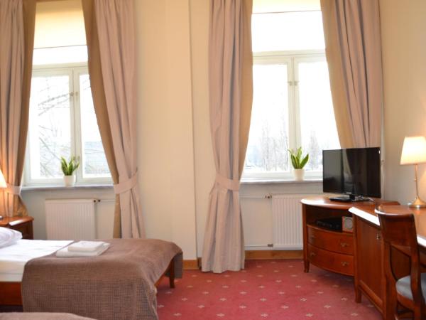Hotel Łazienkowski : photo 9 de la chambre chambre lits jumeaux