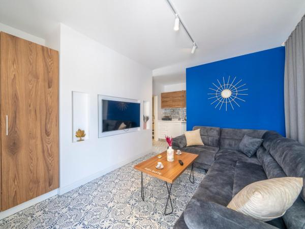 Noa Suite Hotel Only Adult : photo 3 de la chambre appartement - vue sur piscine 