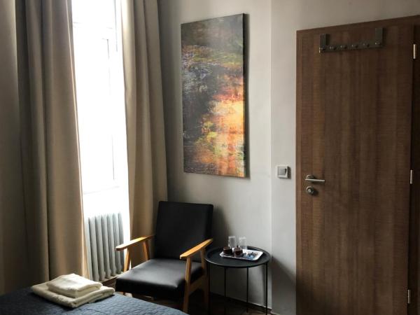 KEDVES VENDÉGHÁZ : photo 5 de la chambre chambre double avec salle de bains privative