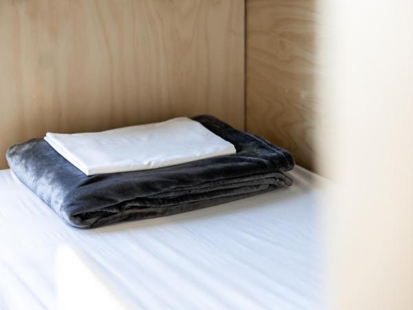 Bunk Brisbane : photo 1 de la chambre bed in a 6 share ensuite dorm