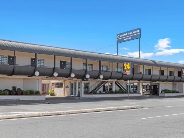 Comfort Inn & Suites Manhattan : photo 1 de la chambre chambre lit queen-size standard - main road - Étage supérieur