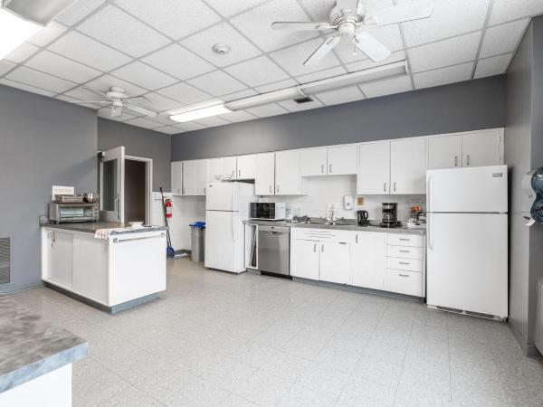 Guest House on the Mount : photo 9 de la chambre chambre lit queen-size avec salle de bains commune