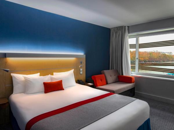 Holiday Inn Express Paris-Canal De La Villette, an IHG Hotel : photo 3 de la chambre chambre premium 