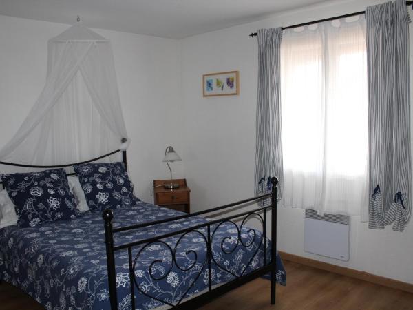 Hôtel Le Clos des Pins : photo 10 de la chambre chambre double