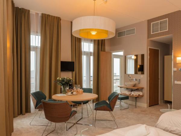 Amadi Panorama Hotel : photo 5 de la chambre chambre familiale de luxe avec vue