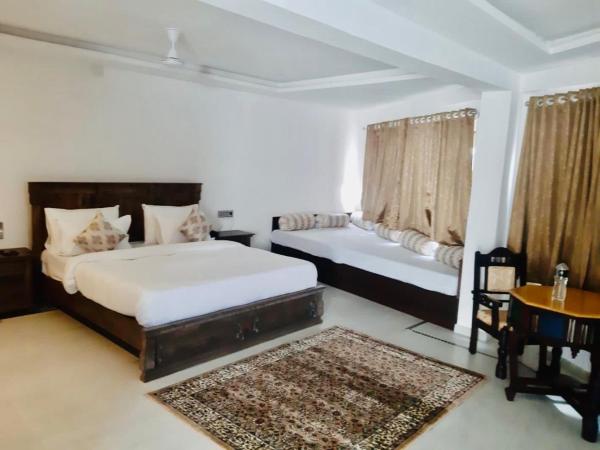 Hotel Devraj Niwas on Lake Pichola : photo 1 de la chambre luxury lake view suite