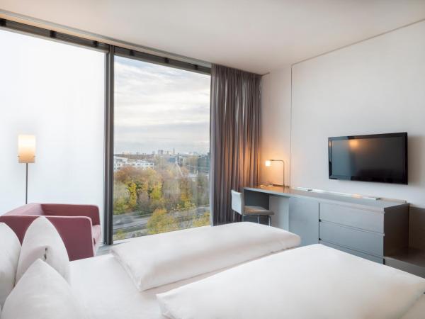 INNSiDE by Meliá München Parkstadt Schwabing : photo 5 de la chambre chambre innside