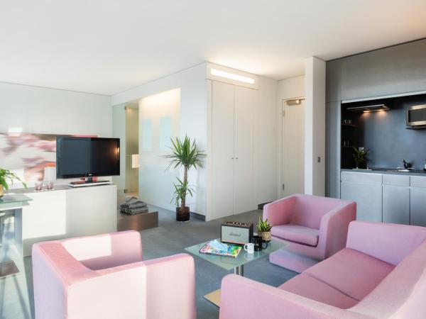 INNSiDE by Meliá München Parkstadt Schwabing : photo 3 de la chambre suite lifestyle innside 