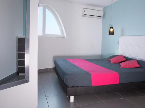 Résidence Coté Mer : photo 5 de la chambre appartement supérieur 1 chambre avec terrasse et vue sur la mer