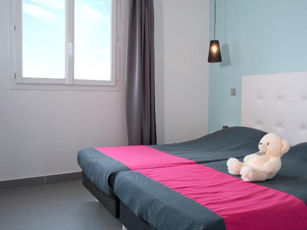 Résidence Coté Mer : photo 8 de la chambre appartement 2 chambres avec terrasse et vue sur la mer