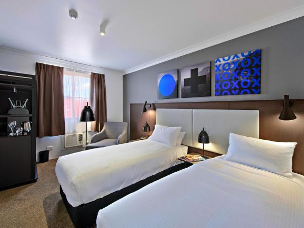 Silkari Urban CKS Sydney Airport Hotel : photo 2 de la chambre chambre lits jumeaux standard