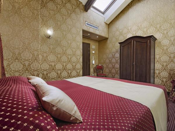 Hotel Pausania : photo 1 de la chambre petite chambre double