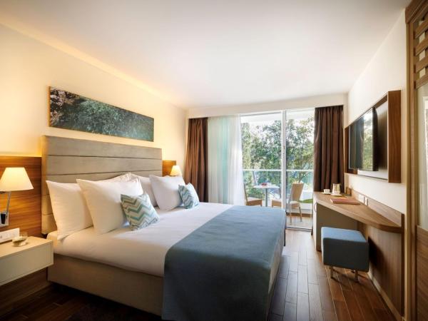 Valamar Bellevue Resort : photo 1 de la chambre room for 2+2 