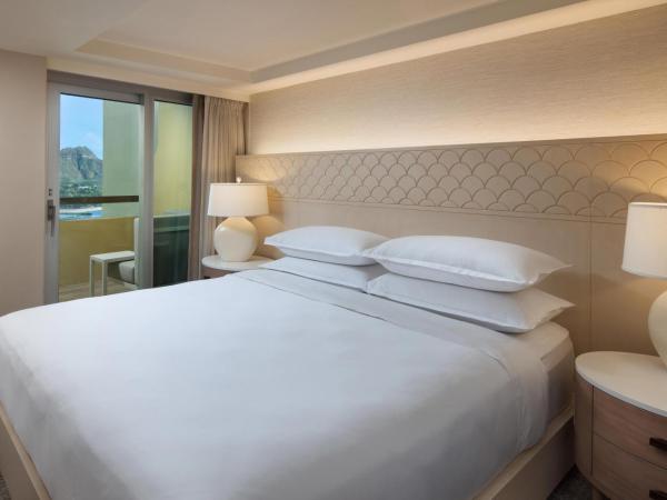 Sheraton Waikiki Beach Resort : photo 4 de la chambre *récemment rénovée* suite océan malia - côté océan