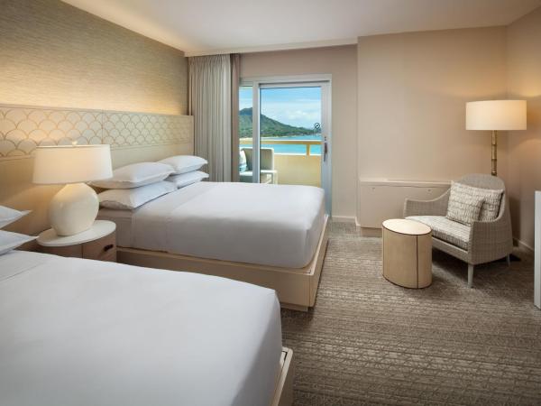 Sheraton Waikiki Beach Resort : photo 9 de la chambre *récemment rénovée* suite ohana - suite 2 chambres plus spacieuse