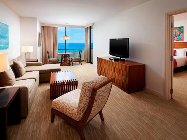 The Royal Hawaiian, A Luxury Collection Resort, Waikiki : photo 4 de la chambre suite océan - tour mailani