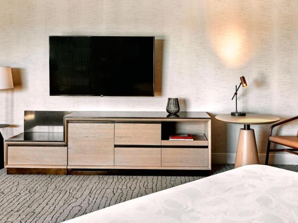 JW Marriott Phoenix Desert Ridge Resort & Spa : photo 4 de la chambre junior suite, 1 king, sofa bed, balcony