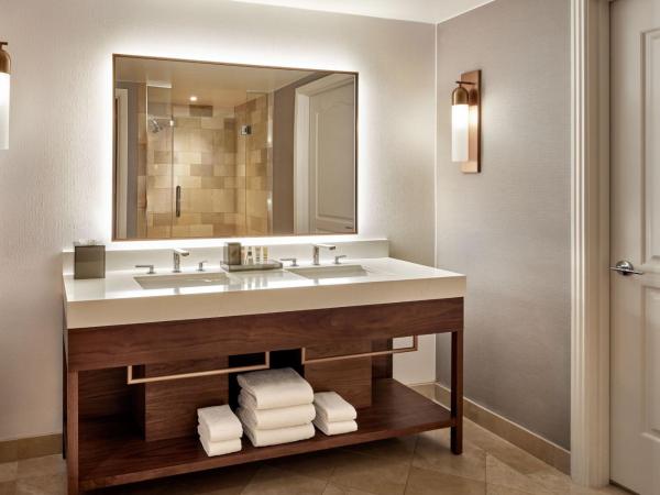 JW Marriott Phoenix Desert Ridge Resort & Spa : photo 5 de la chambre junior suite, 1 king, sofa bed, balcony