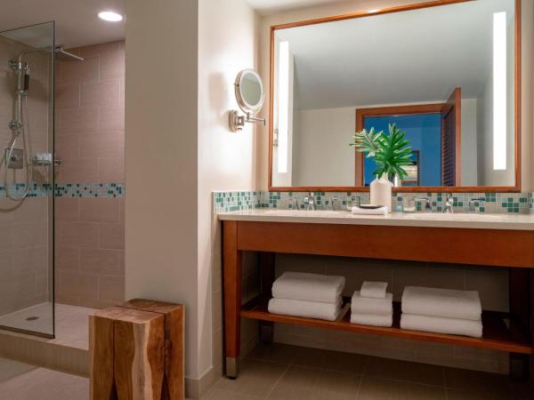 The Westin Fort Lauderdale Beach Resort : photo 2 de la chambre suite exécutive 1 chambre, 2 lits doubles, vue sur l'océan, chambre d'angle